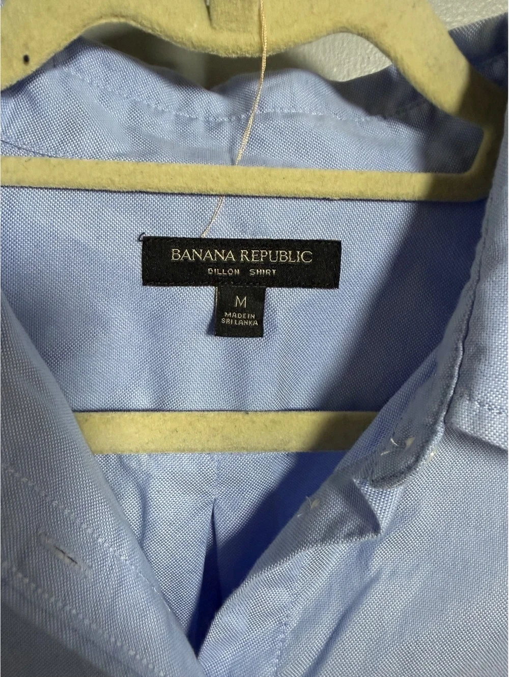 Banana Republic Women’s Oxford Boyfriend Fit Button Down Size M - Picture 3 of 5